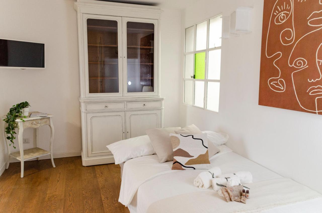 Apulialux Private 100Mq Rooftop Oasis W Jacuzzi Apartment Bari Exterior foto