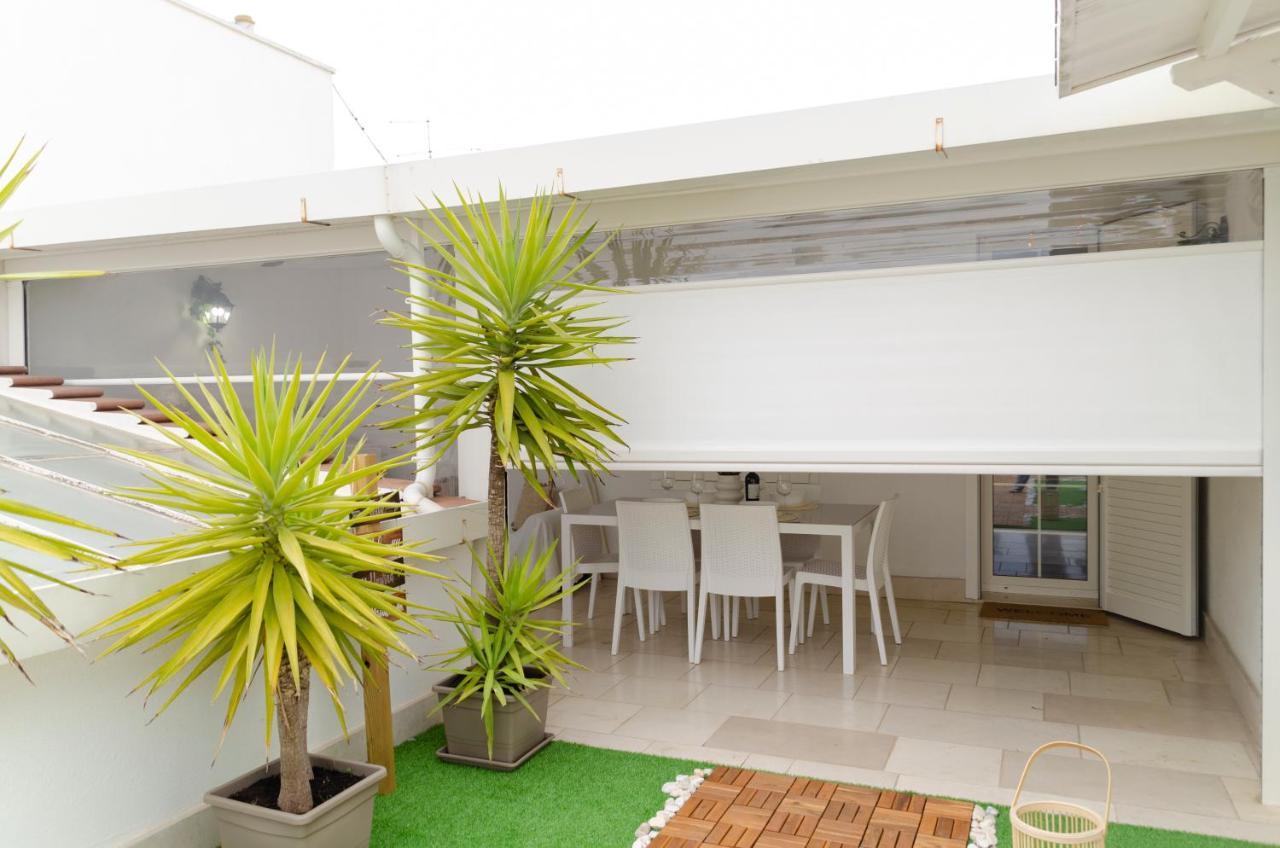 Apulialux Private 100Mq Rooftop Oasis W Jacuzzi Apartment Bari Exterior foto